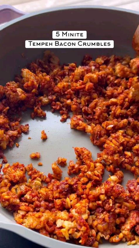 veganmeal_recipes on Instagram: 🥓🎉 Tempeh Bacon Crumbles!!! If you have no clue what to do with tempeh you have to try making these quick and easy tempeh crumbles! 😋… Tempeh Bacon, Tempeh Recipes, Vegan Recipes Beginner, Vegan Bacon, Vegan Lunch Recipes, Vegan Meal Prep, Vegan Dessert Recipes, Tempeh, Vegan Dinner Recipes