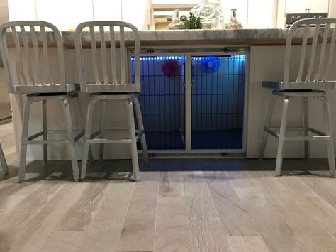 Dog kennel with led lights and fans under kitchen island Kitchen Island Dog, Dog Crate Kitchen, Airline Pet Carrier, Crate Diy, Dog Kennels, Condo Ideas, Camper Living, Diy Kitchen Island, Kitchen Tables