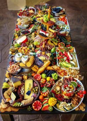 10 Grazing Table Ideas for Your Next Celebration - Edible® Blog Grazing Table Ideas, Summer Fruit Desserts, Fruit Delivery, Birthday Party Desserts, Charcuterie Inspiration, Grazing Table, Charcuterie Platter, Party Food Platters, Charcuterie Recipes