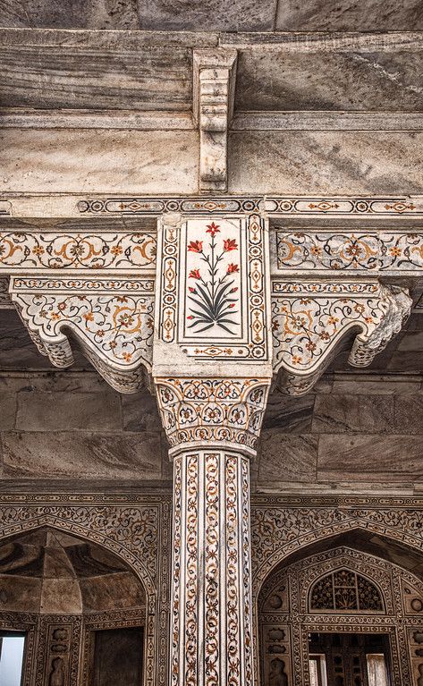 India - Agra - Agra Fort - Kim Carpenter Indian Fort, Marble Pillar, Palace Architecture, Shah Jahan, Abstract Art Projects, Agra Fort, Ancient Indian Architecture, Mughal Architecture, Persian Art Painting