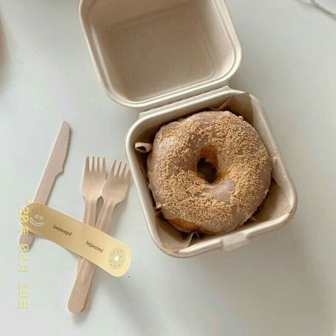 Korean Cake, Waffle Cake, Dessert Packaging, Doughnut Cake, Cake Packaging, Chocolate Donuts, Pastry And Bakery, Mini Donuts, Tea Break