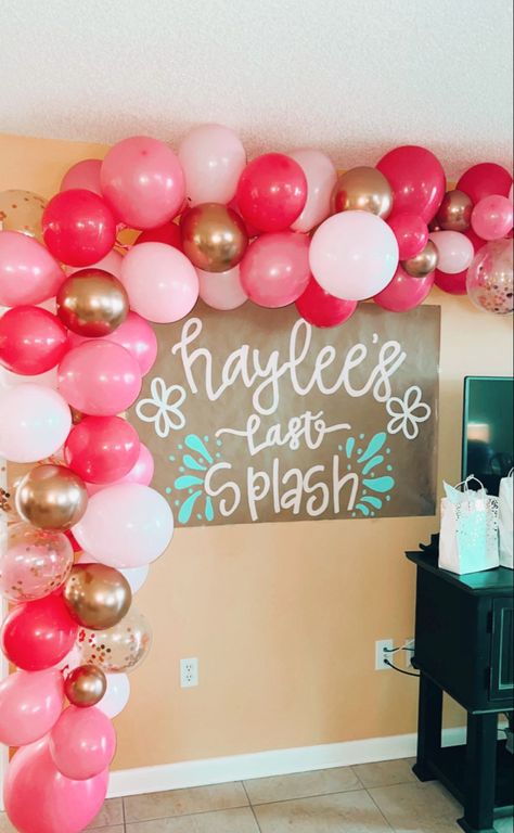 Last Splash Bachelorette Decorations, Lash Splash Bachelorette, Last Splash Bridal Shower Ideas, Brides Last Splash, Bachelorette Banner Ideas, Summer Bachelorette Party Ideas, Pink Bachelorette Theme, Tropical Bachelorette Party Theme, Last Splash Bachelorette Party