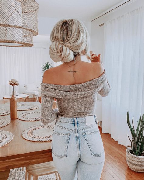 Emily Rose Hannon, Year Round Capsule Wardrobe, Emily Rose, Boho Inspiration, Dream Apartment, Hair Braids, Winter Fits, Everyday Outfit, Off Shoulder Tops