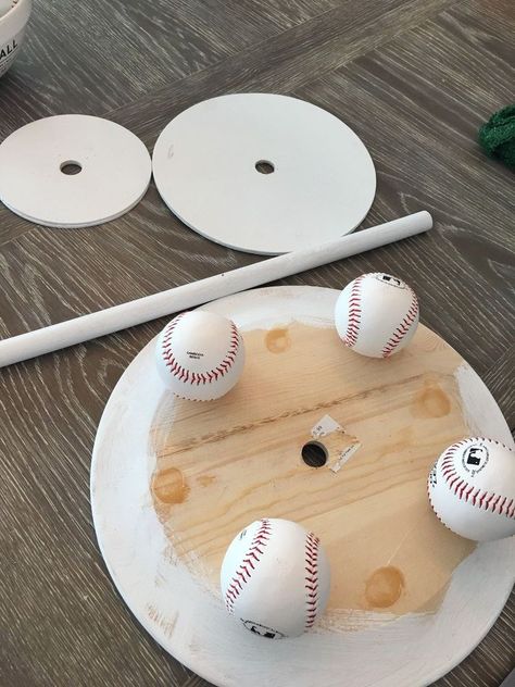 Baseball Party Decorations Diy, Baseball Birthday Party Ideas Decor, Rookie Of The Year First Birthday Decor Diy, Diy Baseball Party Decorations, Baseball Treats, Baseball Snacks, Baseball Theme Birthday, Cupcake Display Stand, Baseball Theme Party