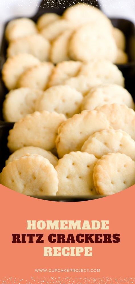 Homemade Ritz Crackers, Savory Cookies, Homemade Crackers Recipe, Ritz Cracker Recipes, Healthy Crackers, Butter Crackers, Crackers Recipe, Ritz Cracker, Homemade Crackers