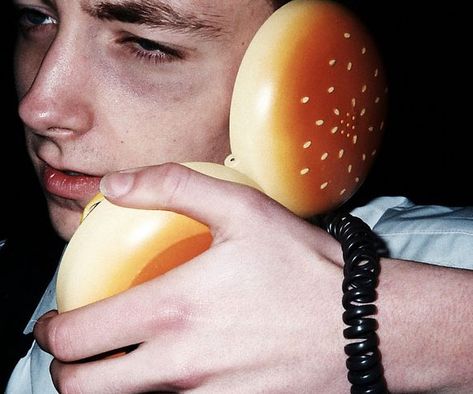 In the age of wireless everything, bring a touch of old school style to your life with the cheeseburger phone. Made with a juicy bun, melty cheese, and golden sesame seed buns, it's the only phone you'll ever want to use. And yes, it's the same one from the movie Juno. Hamburger Phone, Burger Phone, Inflatable Floating Island, Crazy House, Melty Cheese, Old School Style, Sesame Seed, School Style, Sesame Seeds