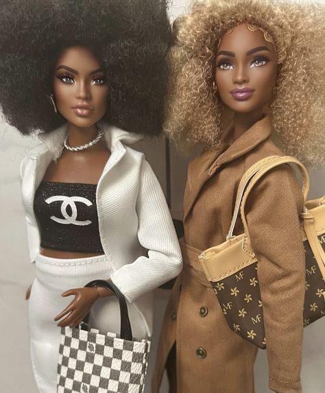 Designer Barbie, Afro Barbie, Natural Hair Doll, Black Bratz Doll, Barbie Fashion Sketches, Black Barbies, Diva Dolls, Barbie Family, African American Dolls