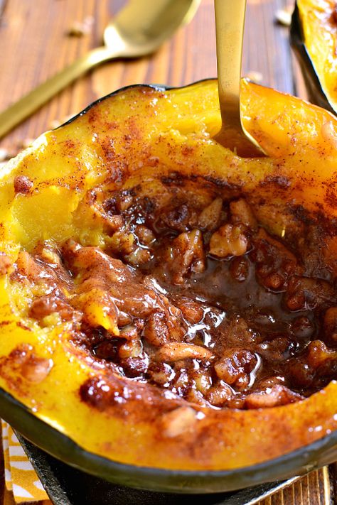 Tender Acorn Squash baked with brown sugar, butter, cinnamon, nutmeg, and walnuts. A delectable side dish....perfect for the holidays! Acorn Squash Slices, Acorn Squash Baked, Lemon Tree Dwelling, Brown Sugar Butter, Acorn Squash Recipes, Butter Cinnamon, Baked Squash, Roasted Squash, Acorn Squash