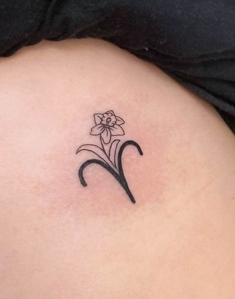 96 Birth Flower Tattoos For Each Month - Our Mindful Life Aries Daffodil Tattoo, March Birth Flower Tattoo Daffodils, Birth Flower Tattoo Placement, March Flower Tattoo, December Flower Tattoo, Daffodil Birth Flower, Flower Tattoo On Shoulder, March Birth Flower Tattoo, Water Lily Tattoos