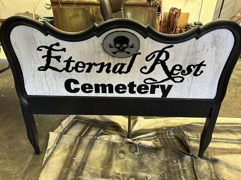 HALLOWEEN GRAVEYARDS, DISPLAYS AND HAUNTS | Repurposing a headboard. | Facebook Headboard Signs Repurposed, Headboard Halloween Sign, Headboard Redo, Reclaimed Headboard, Headboard Sign, Headboard Makeover, Halloween Cemetery, Repurposed Headboard, Old Headboard