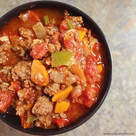 Wyoming Recipes, Bison Chili Recipe, Bison Chili, Bison Recipes, Paleo Soups, Paleo Dinners, Paleo Chili, Whole 30 Meal Plan, Food Holidays