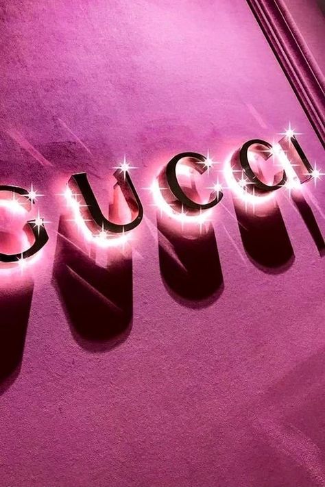 GUCCI Pink Rich Girl Aesthetic, Pink Shopping Aesthetic, Rich Girl Aesthetic Wallpaper, Girl Aesthetic Wallpaper, Pink Outfits Aesthetic, Pink Money, Glitter Phone Wallpaper, Baddie Style, Bff Tattoos