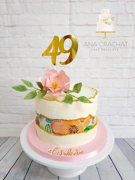 Fault line cake with wafer papel flowers Cake Bola, Fault Line Cake, Drop Cake, Sheet Cake Designs, Sheet Cake, Cake Decorating, Cake, Flowers, Quick Saves