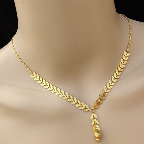 "Golden Polished Single Layer Gift For Someone, Light Weight Chain With Gorgeous Look   Leaf Gold Chain, Neck Touch chain  Length Of Chain : 14 Inches  Layering is the best way to convey the \"less is more\" attitude with delicate necklaces. Three layered Chain Is Best way to Convey Message. The adjustable chain is fixed with a 1.20\" extension spring clasp. The elegant design and fine workmanship of this elegant necklace will draw the attention of those around you. * Buy One Get One Free * Eligent Necklace Chain" Gold Chains For Women Design, Gold Light Weight Necklace, Chain Designs Gold Women, Gold Elegant Necklace, Gold Chain Designs For Women, Golden Woman, Golden Chain Necklace, Delicate Gold Jewelry, Mangalsutra Design