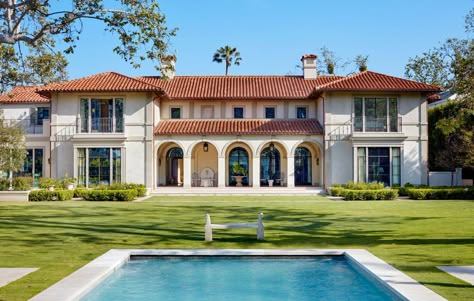 Double Height Living Room, Pool Pavilion, Spanish Villa, Mediterranean Villa, Classic Villa, Mediterranean Architecture, Mediterranean Style Homes, Spanish Style Homes, Ancient Designs