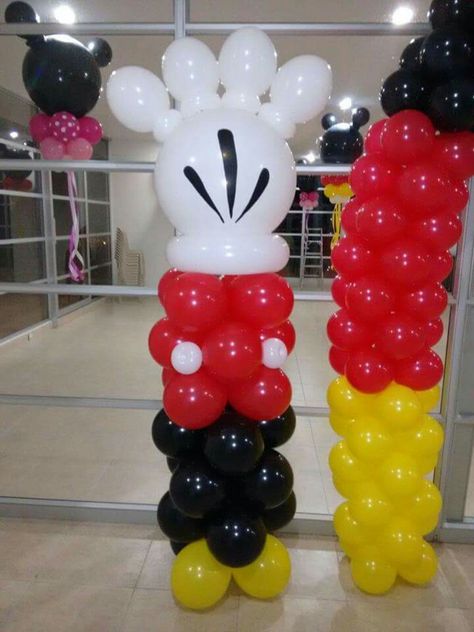 Micky Balloon Arch Decorations, Minnie Mouse Balloons, Twodles Birthday, Mickey Mouse Themed Birthday Party, Fiesta Mickey Mouse, Mickey Mouse Decorations, Mickey Mouse Balloons, Mickey Mouse Clubhouse Birthday Party, Mickey Mouse 1st Birthday