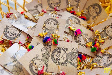 Mehendi Favours, Indian Wedding Gifts, Indian Wedding Favors, Henna Night, Desi Wedding Decor, Elegant Wedding Favors, Mehndi Decor, Indian Gifts, Wedding Favors Cheap