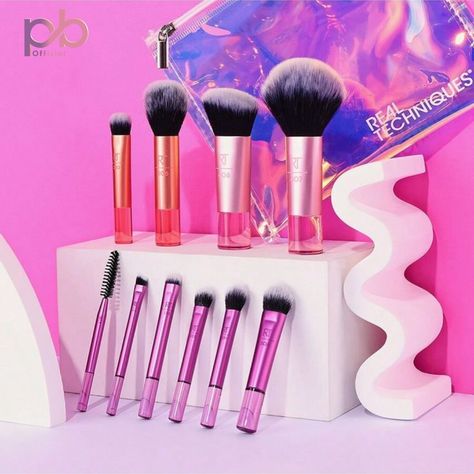 The Real Techniques Travel Fantasy Mini Brush Set is the ultimate beauty companion for flawless application and effortless travel. Perfect for makeup lovers who demand quality and convenience! 💖 Shop Now and get free shipping to your doorstep: https://purebeauty.pk/product/real-techniques-travel-fantasy-mini-brush-set-10-piece-makeup-kit-with-travel-bag-ultraplush-synthetic-brushes/ . . . . #RealTechniques #MakeupBrushes #BeautyOnTheGo #CrueltyFree #VeganBeauty #TravelEssentials #Makeup... Real Techniques Brushes, Mini Brush, Makeup Lovers, Real Techniques, Vegan Beauty, Makeup Kit, Brush Set, Makeup Lover, Travel Essentials