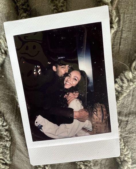 Cute Polaroids Of Couples, Polaroid Couple Pictures, Polaroid Inspiration, Instax Mini Ideas, Instax Photos, Relationships Goals, Jade Thirlwall, Cute Relationship Photos, Black Couples Goals