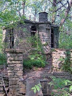 Shanda Sharer, Ghost Box, Witches Castle, Indiana Travel, Spooky Places, Most Haunted Places, Abandoned Mansions, The Witches, Scary Places