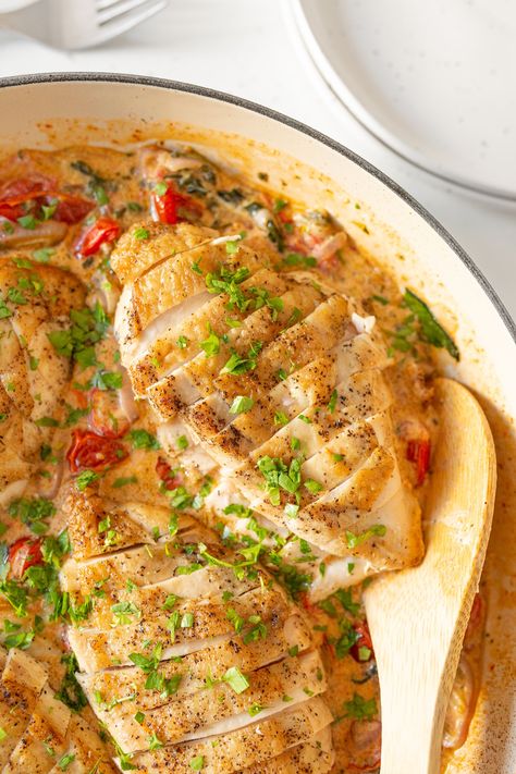 Baked Boursin Chicken, Chicken With Spinach And Tomatoes, Herb Cream Sauce, Baked Boursin, Boursin Chicken, Chicken Recipes With Tomatoes, Boursin Recipes, Chicken With Spinach, Baked Chicken Breasts