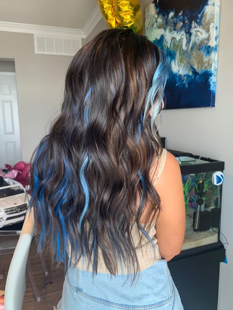 Peekaboo Hair Color With Brown Hair, Hair Color Inspiration For Medium Hair, Brunette With Blue Peekaboo, Light Brown With Blue Highlights, Brunette Color Highlights, Blue Pieces In Hair, Mermaid Hair Color Brunette, Blue Brown Balayage, Light Blue Hair Extensions