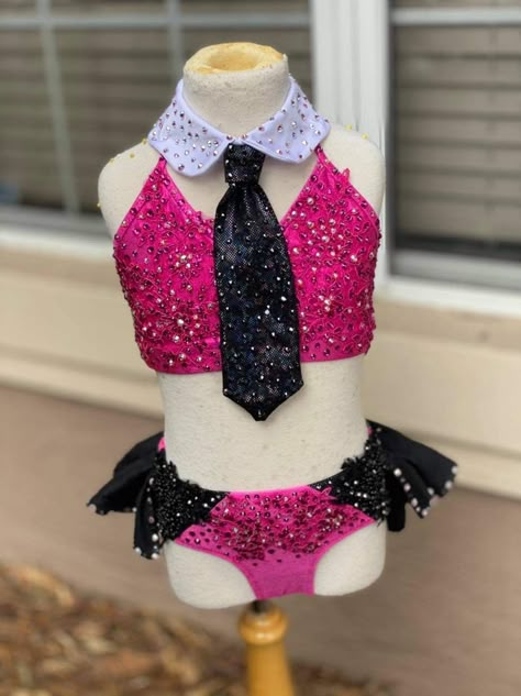 Sassy Dance Costumes, Dance Competition Outfits, Jazz Dance Costumes Sassy, Maria Dance, Pole Costume, Pole Dance Outfit, Dance Moms Outfits, Majorette Outfits, Dance Wear Outfits