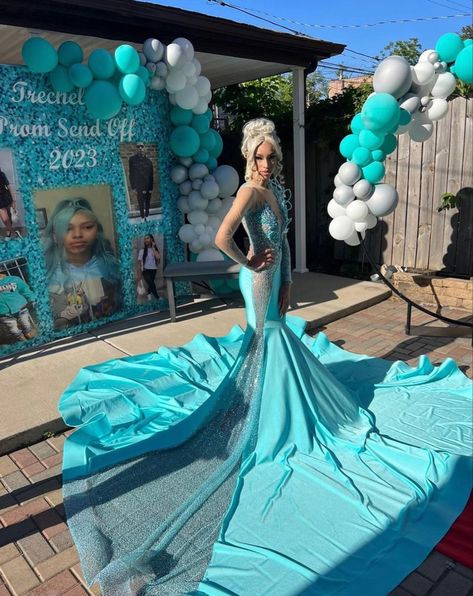 Prom Set Up, Prom Planning, African Bridesmaid Dresses, Homecoming Pictures, Prom Inspiration, Gorgeous Prom Dresses, Senior Prom Dresses, Prom Girl Dresses, Mermaid Evening Gown