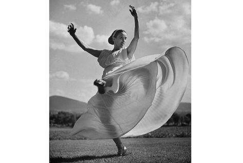 The genius of Martha Graham | The Spectator Martha Graham Dance, Contemporary Dance Moves, Black Dancers, Martha Graham, Isadora Duncan, Dance Supplies, Famous Pictures, Discover Music, Dancing Aesthetic