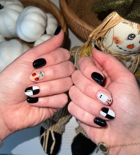 Trendy Halloween nails with cherry pumpkins and little ghost 👻 Pumpkin Cherry Nails, Nails With Cherry, Trendy Halloween Nails, Pumpkin Nails, Cherry Nails, Little Ghost, Nails 2023, Trendy Halloween, Autumn Nails