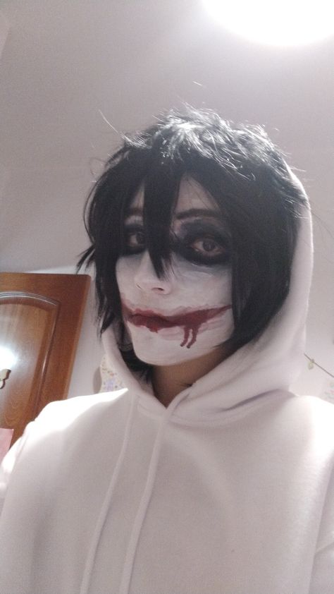 my jeff the killer cosplay for this Halloween :)) Jeff The Killer Halloween Costume, Jeff The Killer Costume, Jeff The Killer Makeup, Nina The Killer Cosplay, Jeff The Killer Cosplay, Urban Climbing, Corpse Bride Art, Nina The Killer, Bride Art