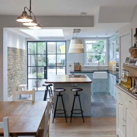 Kitchen Diner Extension, Narrow Kitchen, Victorian Kitchen, Farmhouse Kitchen Island, Kitchen And Dining Room, Kitchen Extension, Kitchen Diner, Open Kitchen, Open Plan Kitchen