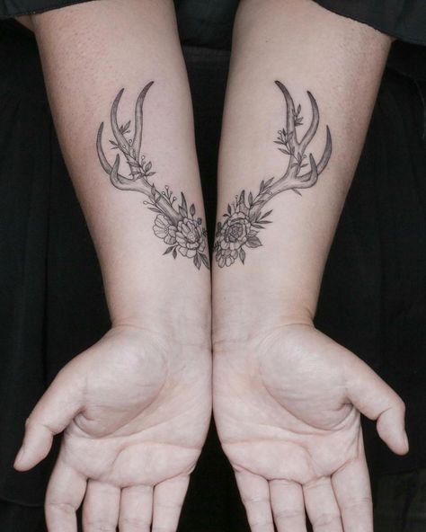 ✿ Tattoos ✿ Antlers  #antlers #fineline #floral #flowertattoo Couples Deer Tattoos, Country Couple Tattoos, Antler Tattoos, Antler Tattoo, Deer Skull Tattoos, Hunting Tattoos, Matching Best Friend Tattoos, Cute Couple Tattoos, Country Tattoos