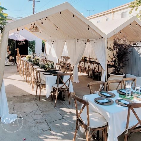 Tented Backyard Party, Table And Chair Set Up For Party, Backyard Tent Dinner Party, Baby Shower Plate Setting, Backyard Tent Party Ideas, Outside Tent Party Ideas, Backyard Party Table Set Up, Baby Shower Tent Decorations, Outdoor Party Table Set Up