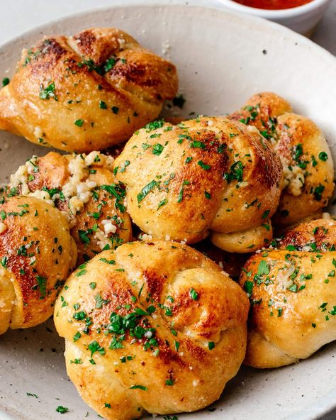 Easy Parmesan Garlic Knots (plus an air fryer version) · i am a food blog Easy Recipes Air Fryer, Air Fryer Garlic Knots, Garlic Parmesan Knots, Crescent Roll Sheet, Air Fryer Garlic, Garlic Knots Recipe, Garlic Knots, Air Fryer Oven Recipes, Air Fry Recipes