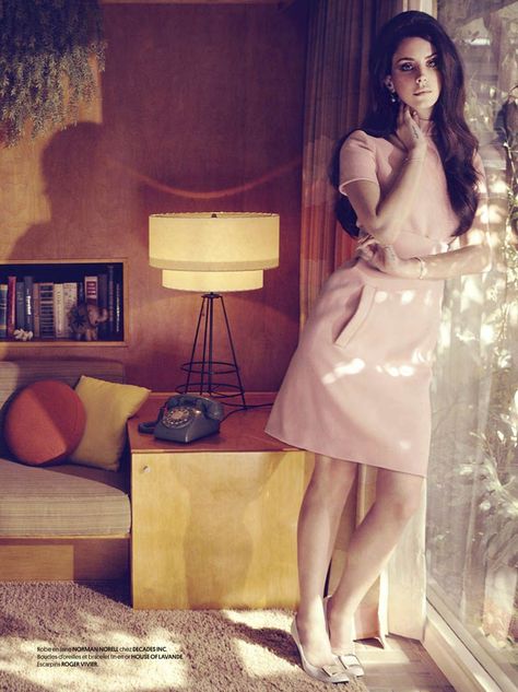 Lana Del Rey Dons Retro Chic for the Cover Story of Obsession Magazine #7 | Fashion Gone Rogue: The Latest in Editorials and Campaigns Queen Lana Del Rey, Elizabeth Grant, Look Retro, Lizzy Grant, Lana Del Ray, Coney Island, Pretty Pastel, Dress Cover, Retro Chic