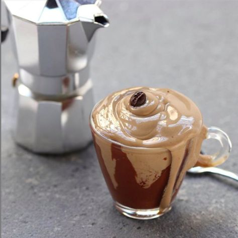 Il Caffè del Nonno (Grandpa’s Coffee): Creamy Iced Coffee for Summertime Italian Iced Coffee, Creamy Iced Coffee, Num Nom, Frozen Coffee Drinks, Whiskey Cream, Coffee Desserts, Gelato Recipe, Heat Exhaustion, Frozen Coffee