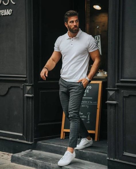 Men’s Outfits Business Casual, Men’s Polo Casual Outfits, Smart Casual Men’s Fashion, Polo Shirt Outfits, Smart Casual Menswear, Mens Smart Casual Outfits, Mens Business Casual, Mens Business Casual Outfits, Casual Outfits Summer