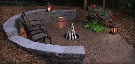 Fire Pit Ideas Backyard Retaining Wall, Backyard Retaining Walls, Brick Fire Pit, Wall Fires, Sloped Backyard, Stone Fire Pit, Garden Fire Pit, Fire Pit Area, Backyard Lighting