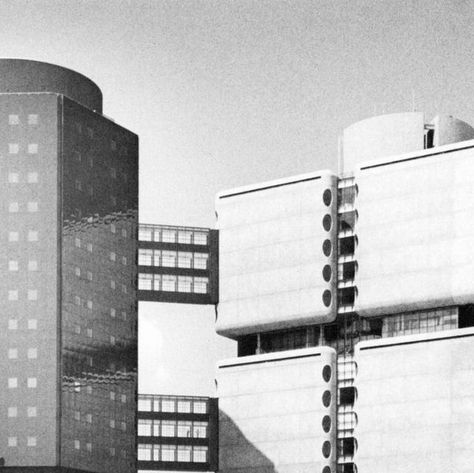 Archinerds on Instagram: "Health Science Center, Bertrand Goldberg Associates, Stony Brook, New York, 1976. #archinerds #architecture #bnwarchitecture #bwarchitecture #architecturephotograph #archiporn #archilove #archimodel #contemporaryarchitecture #architecturaldesign #architecturelife #allofarchitecture #archstudent #archlover #architecturehunter #archidesign #lovearchitecture #archilife #archigram #instaarchitecture #architekture #minimalarchitecture #architectures #architetto #architecturefactor #architecturedose" Bertrand Goldberg, Stony Brook, Architecture Life, Minimal Architecture, Archi Design, Science Center, Architecture Photo, Health Science, New York State