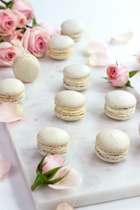 Rose Macarons - Naturally Sweetened Rose Macaron - refined sugar-free with stevia. Gluten-Free, dairy-free, Refined Sugar-Free Rose Macarons Low Calorie Macarons, Keto Macarons Recipe, Sugar Free Macarons, Sugar Free Macaron Recipe, Keto Macarons, Sugar Free Recipes For Diabetics, Keto Tea Party, Mc Bakery, Crepe Cart