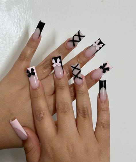 Y2k Nails Without Charms, Black And Pink Bow Nails, Y2k Nails Acrylic Hello Kitty, Sanrio Almond Nails, Black And Pink Hello Kitty Nails, Black Easter Nails, Short Hello Kitty Nails With Charms, Hello Kitty Valentines Nails, How Nails