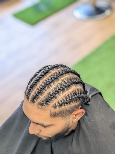 Straight back stitched cornrows 💫 Cornrows Straight Hair, Straight Back Cornrows Men, Stitched Cornrows, Straight Cornrows, Cornrows For Boys, Cornrows Men, Straight Backs, Cornrow Braids Men, Straight Back Braids