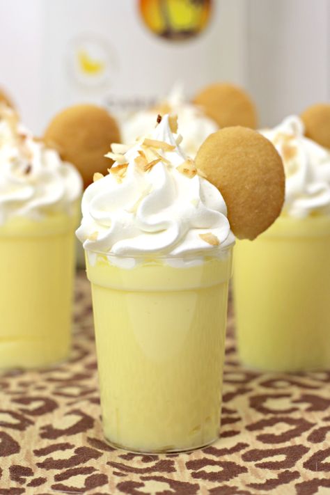 Malibu Tropical Banana Coconut Rum Pudding Shots Banana Pudding Shots, Shots Drinks, Pudding Shot Recipes, Chessmen Cookies, Instant Banana Pudding, Banana Rum, Caviar Recipes, Best Banana Pudding, Fantastic Recipes