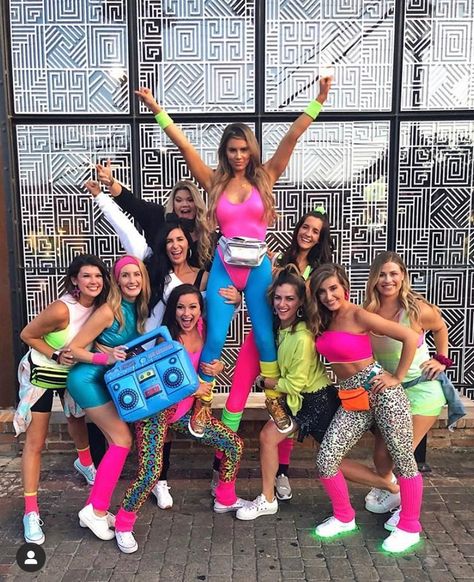 Costume Année 80, 80s Theme Party Outfits, 80s Party Costumes, 80s Fashion Party, Carnaval Outfit, 80s Birthday Parties, Look 80s, 80s Party Outfits, 80s Workout