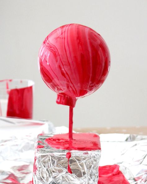 Poured Paint Christmas Ornaments, Paint Pouring Christmas Ornament, Pour Paint Christmas Ornaments, Paint Pour Ornaments Diy, Paint Pouring Ornaments, Acrylic Pour Christmas Ornaments, Acrylic Paint Ornaments Diy, Pour Paint Ornaments Diy Christmas, Glass Ornament Painting Ideas