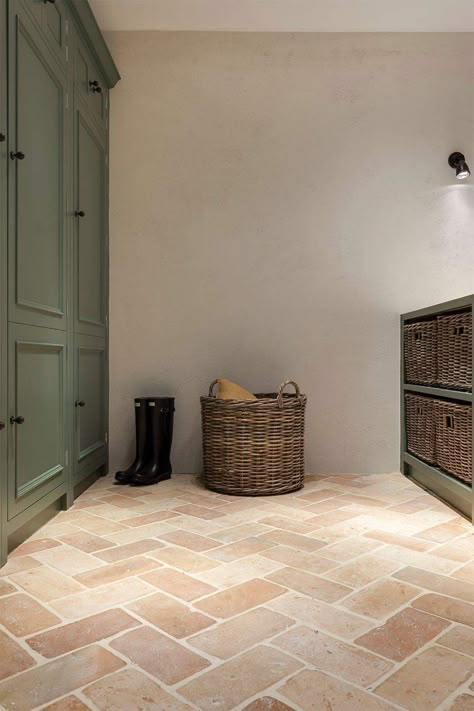 Terracotta Flooring, Terracotta Floor, 아파트 인테리어, Brick Flooring, Boot Room, Tile Flooring, Utility Room, House Flooring, Mud Room