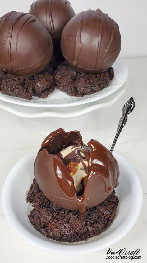 Ice Cream Bon Bons Recipe, Oven Chicken Recipes, Homemade Ice Cream Recipes, Frosé, Brain Freeze, Oven Chicken, Ice Cream Treats, Chocolate Bomb, Baked Chicken Thighs