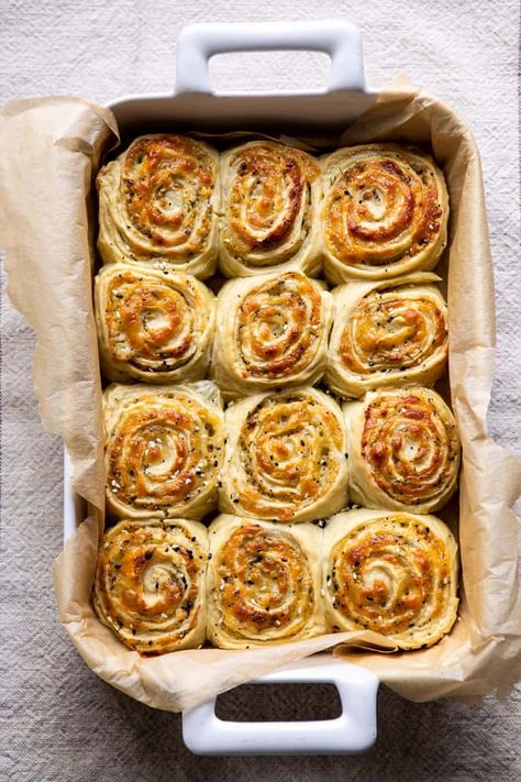 Saucy Meals, Savory Rolls, Cheddar Bread, Fresh Herb Recipes, Half Baked Harvest Recipes, Harvest Recipes, Half Baked, Easy Brunch, Bun Recipe