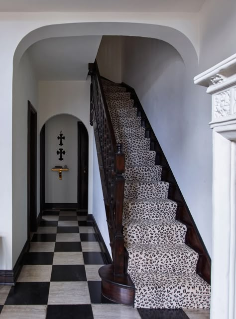 Leopard Carpet, Aesthetic Chicago, Chicago Apartment, Buying Carpet, Cheap Carpet Runners, White Carpet, Apartment Aesthetic, Stair Runner Carpet, Entry Hall